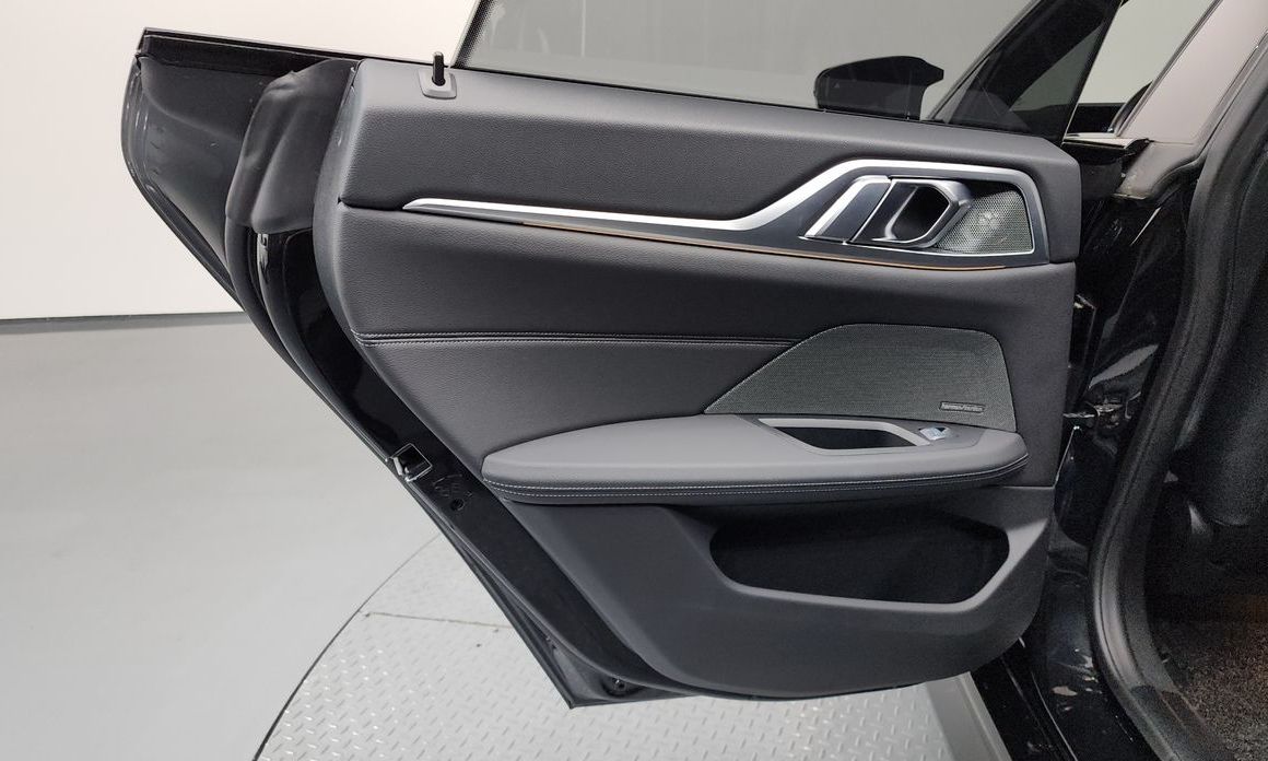 BMW i4 2023