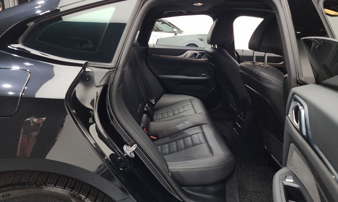 BMW i4 2023