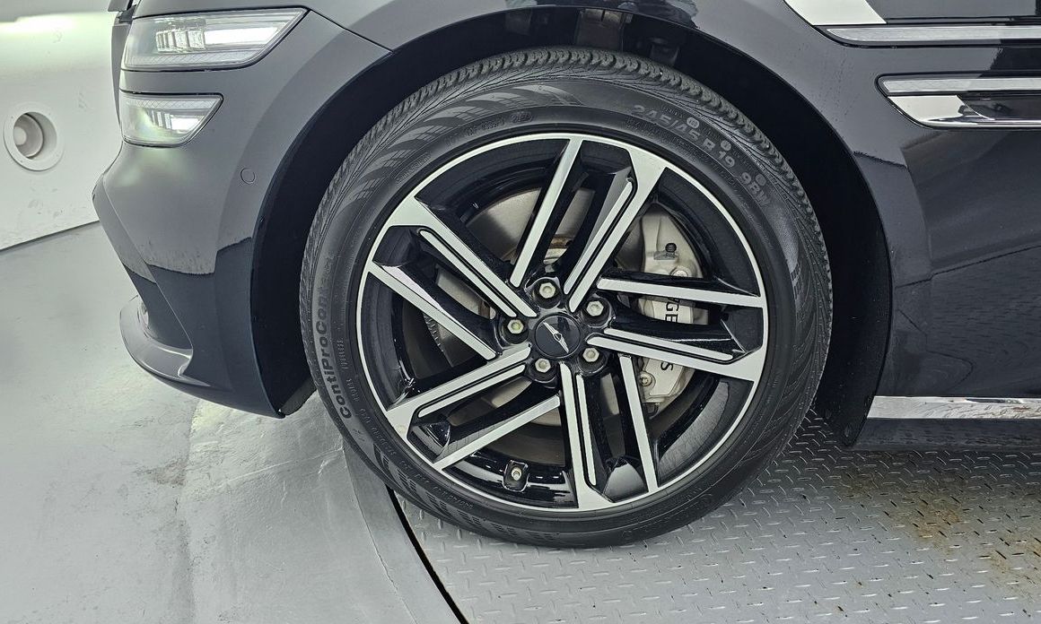 Genesis G80 2025