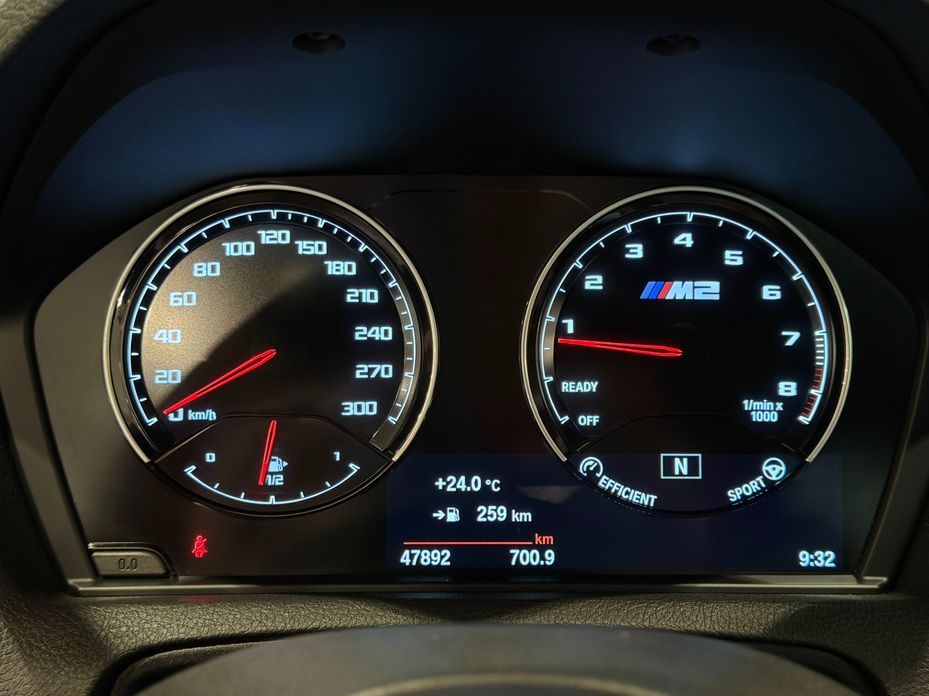 BMW M2 2021