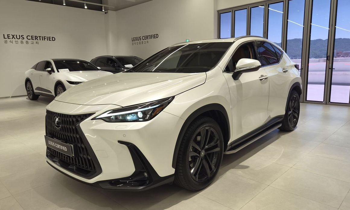 Lexus NX 2024