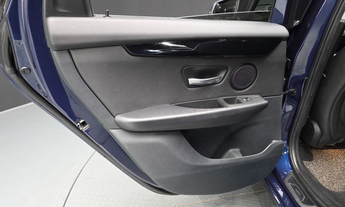 BMW 2-Series 2021