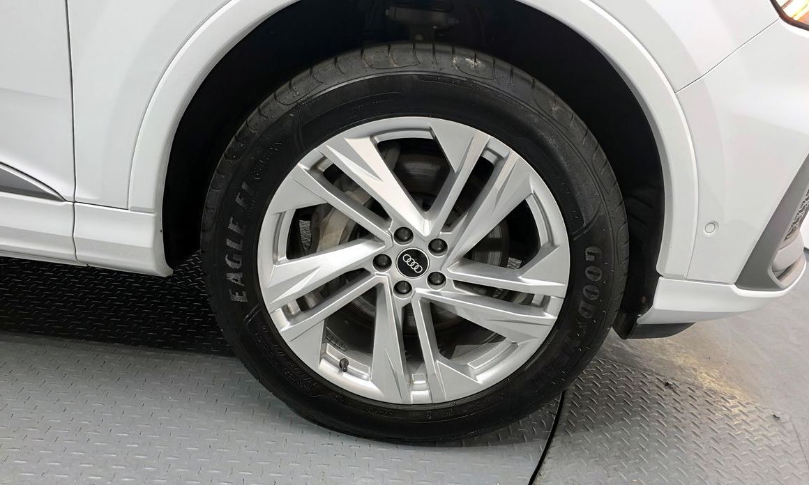 Audi Q7 2021