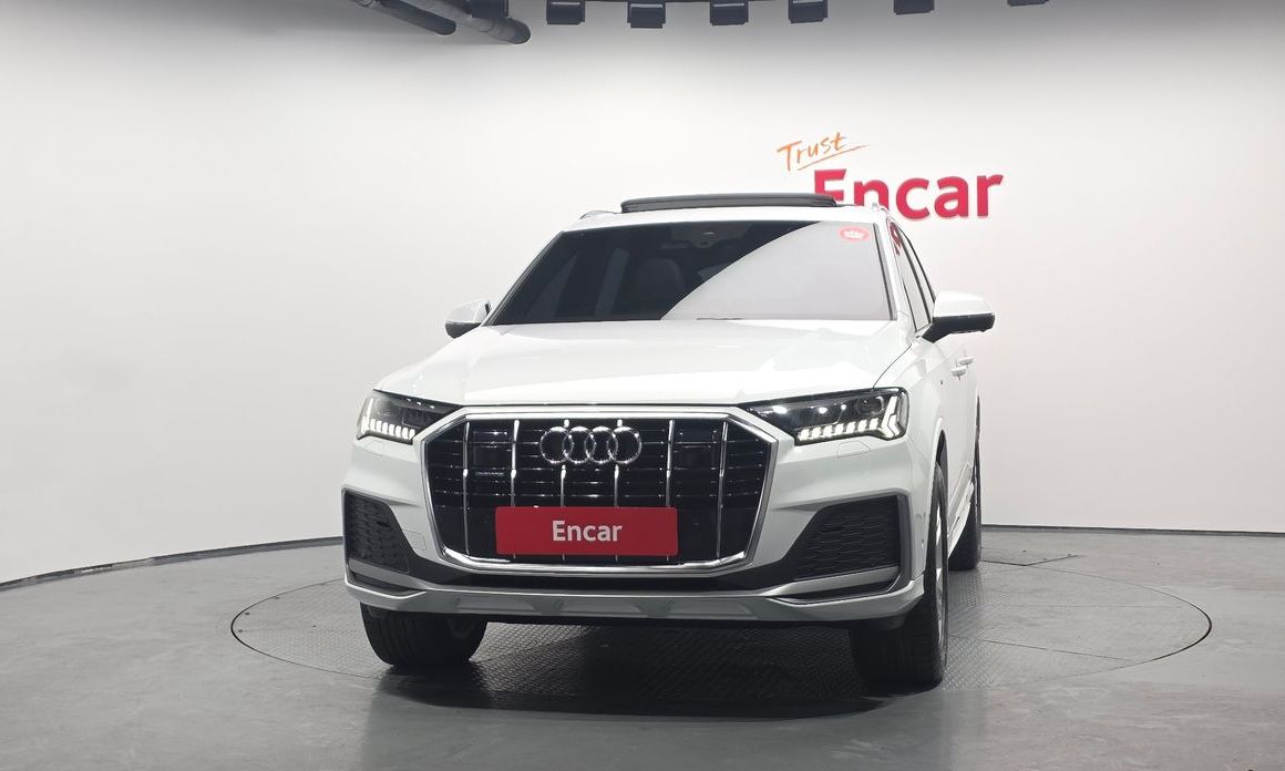 Audi Q7 2021
