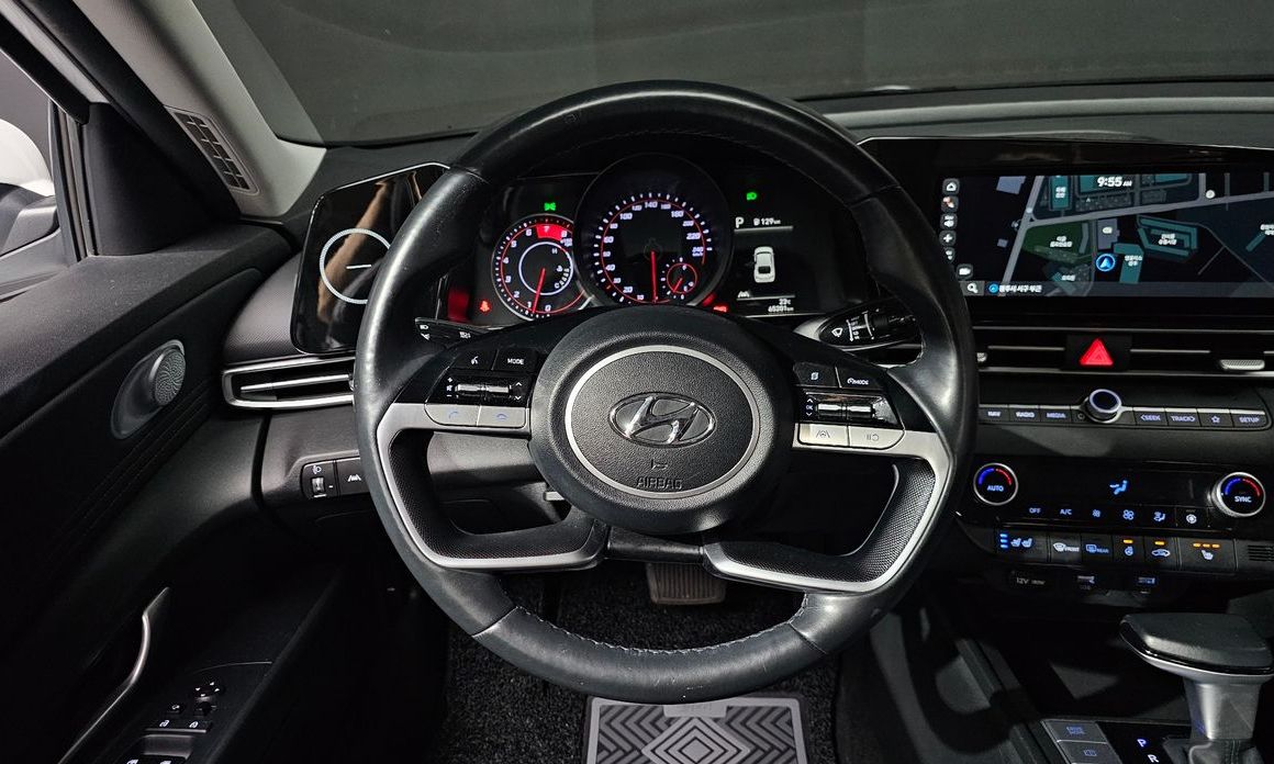 Hyundai AVANTE 2022