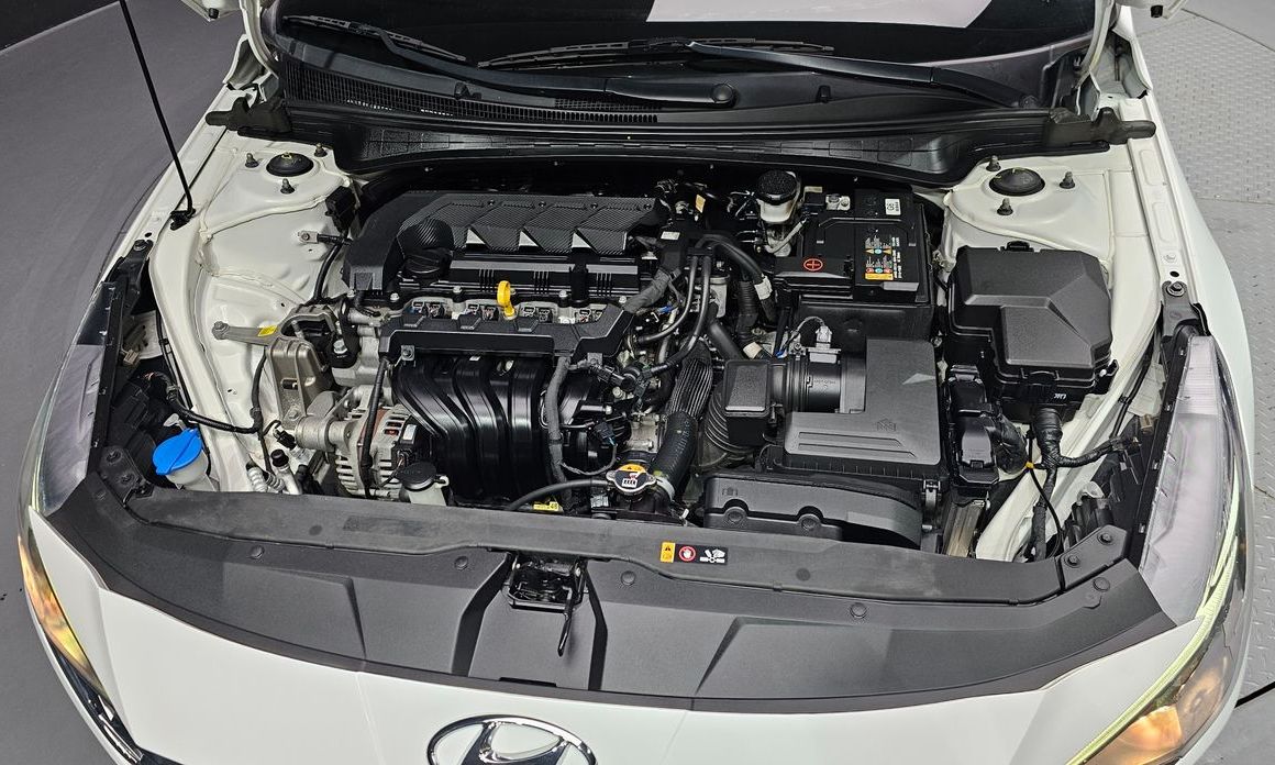 Hyundai AVANTE 2022