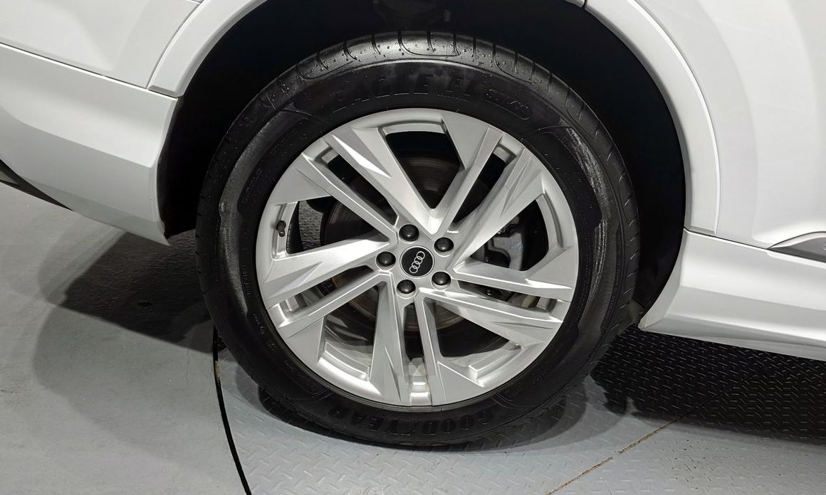 Audi Q7 2021