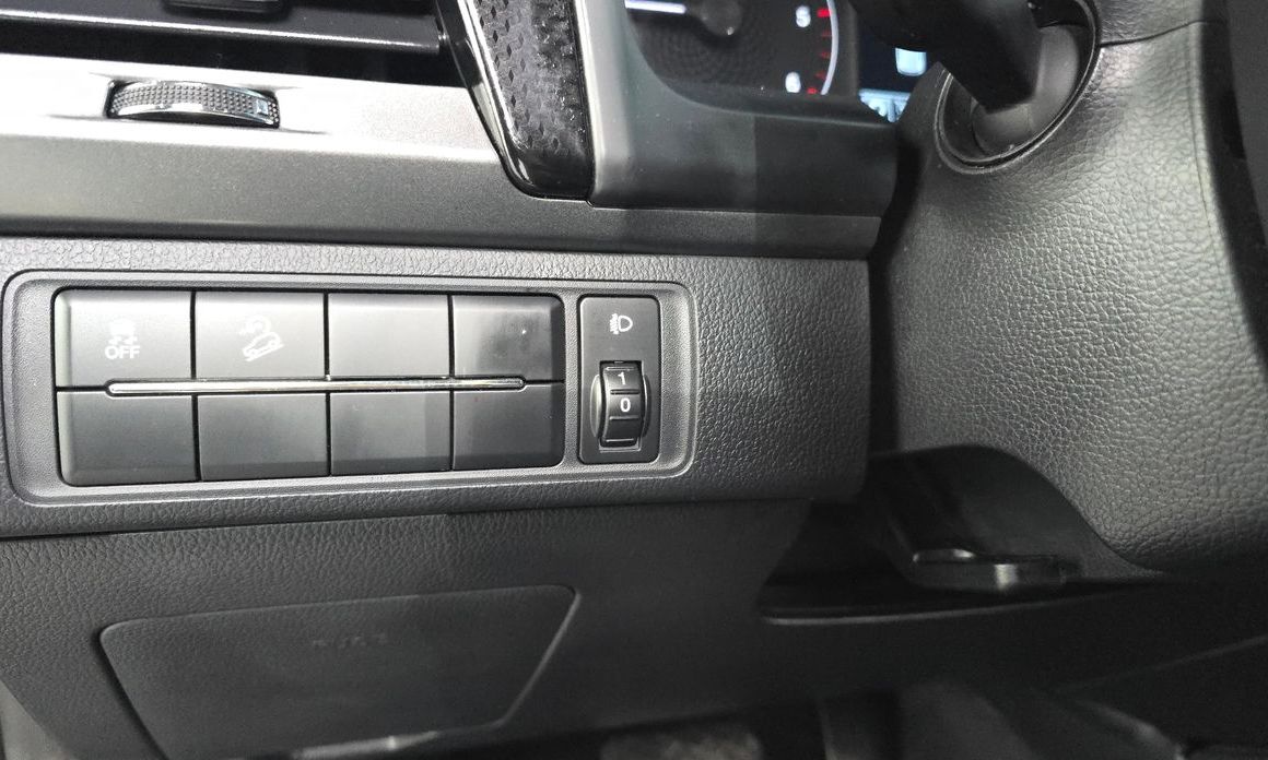 KG_Mobility_Ssangyong Rexton 2023