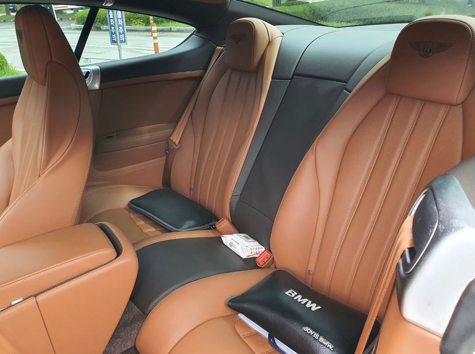 Bentley Continental 2015