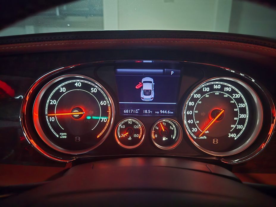 Bentley Continental 2015