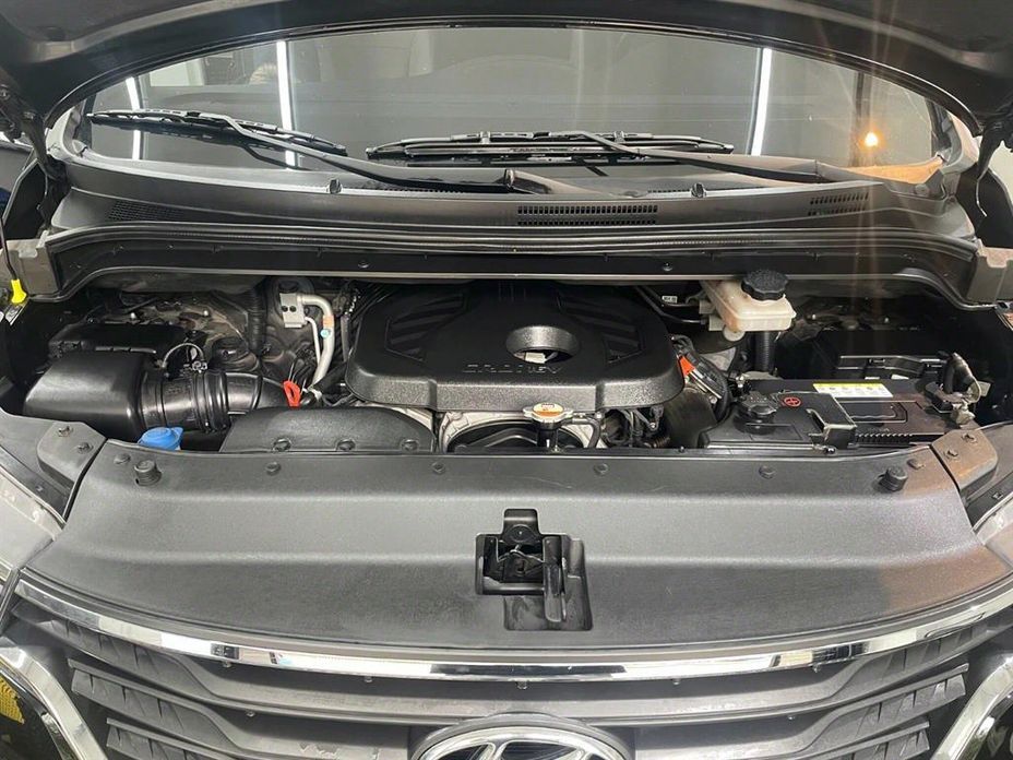 Hyundai Starex 2018
