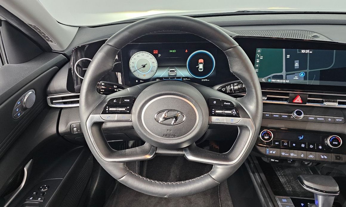 Hyundai AVANTE 2021