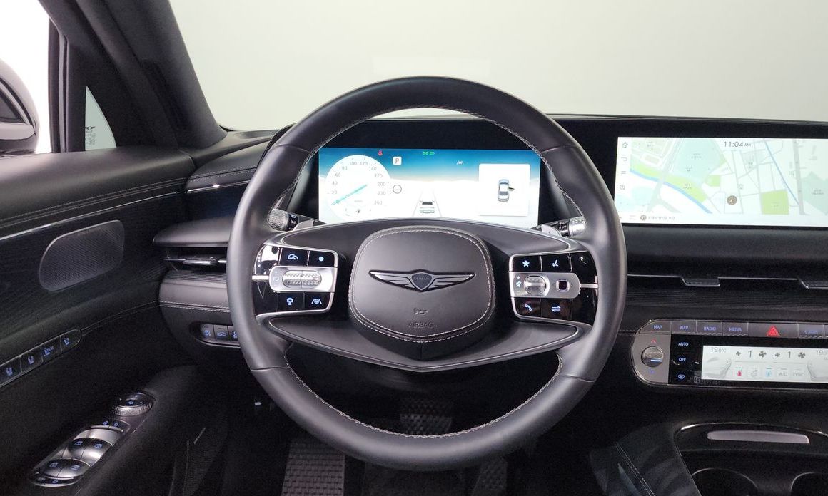 Genesis G90 2023