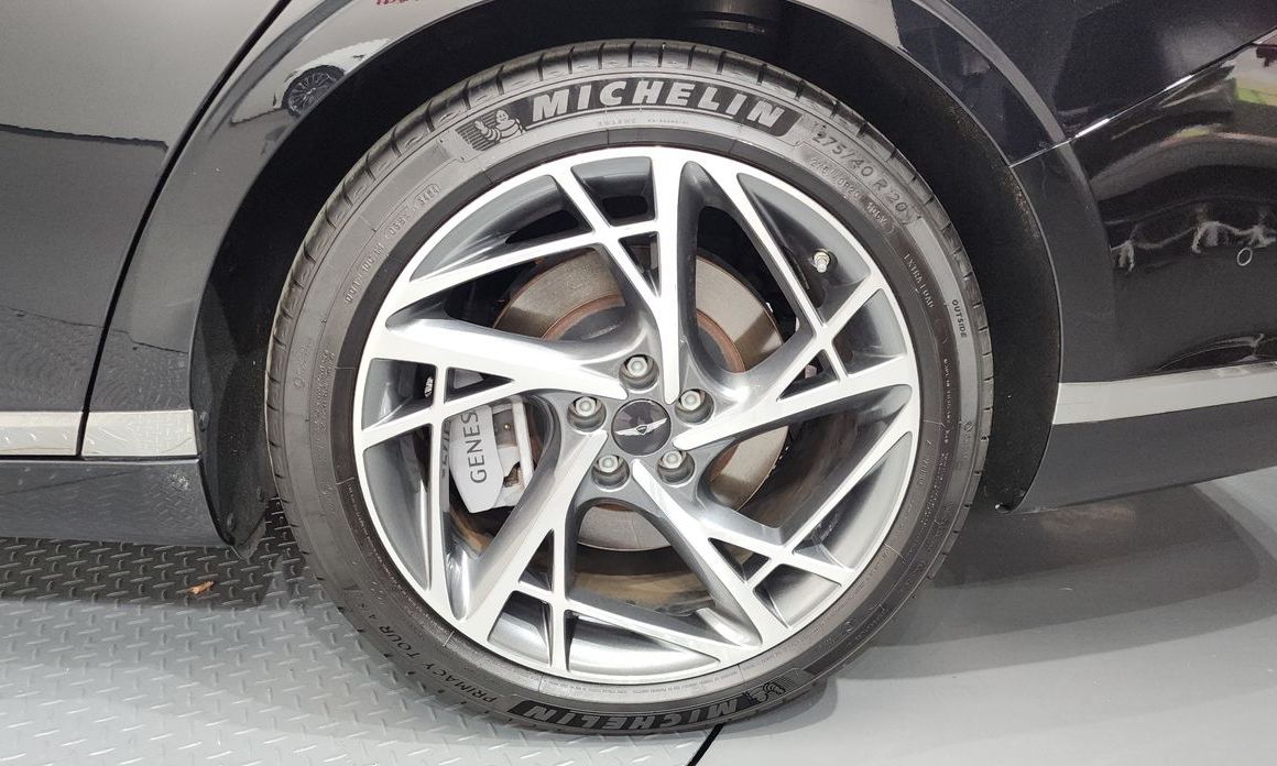 Genesis G90 2023