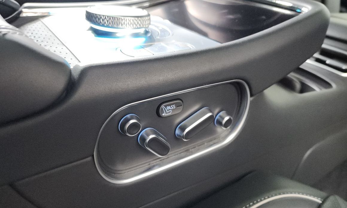 Genesis G90 2023