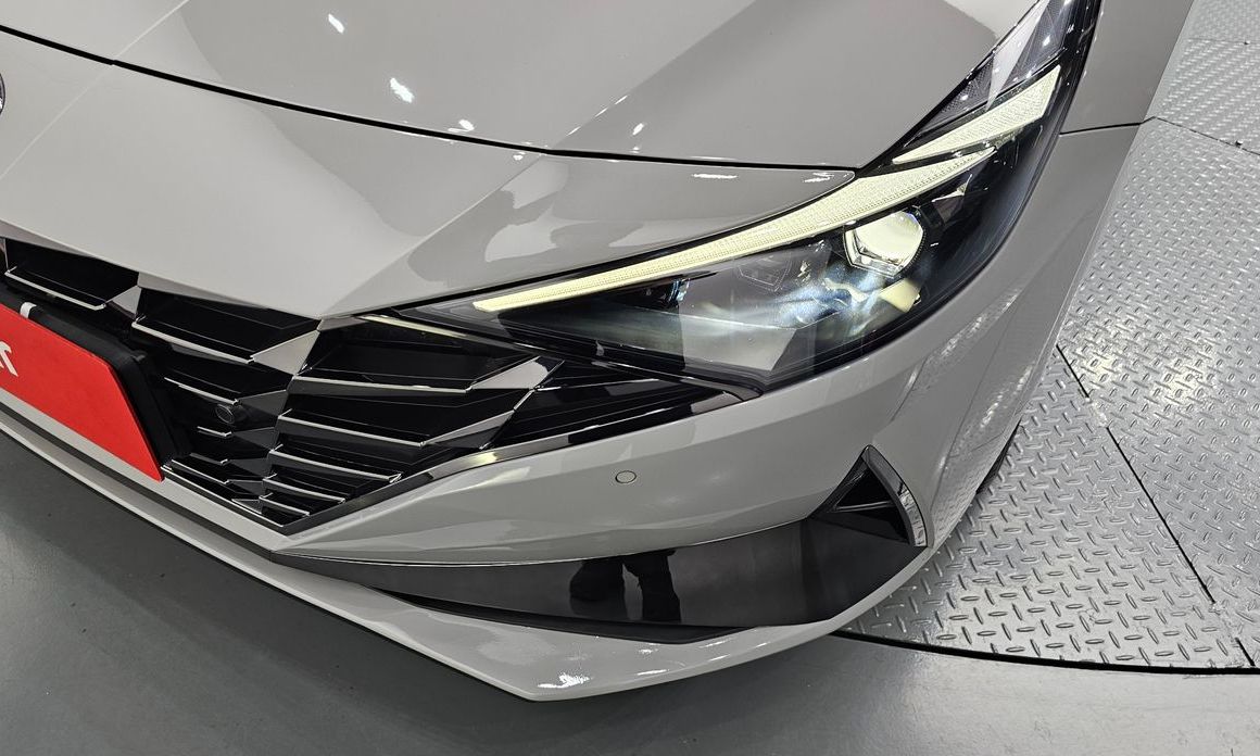 Hyundai AVANTE 2021