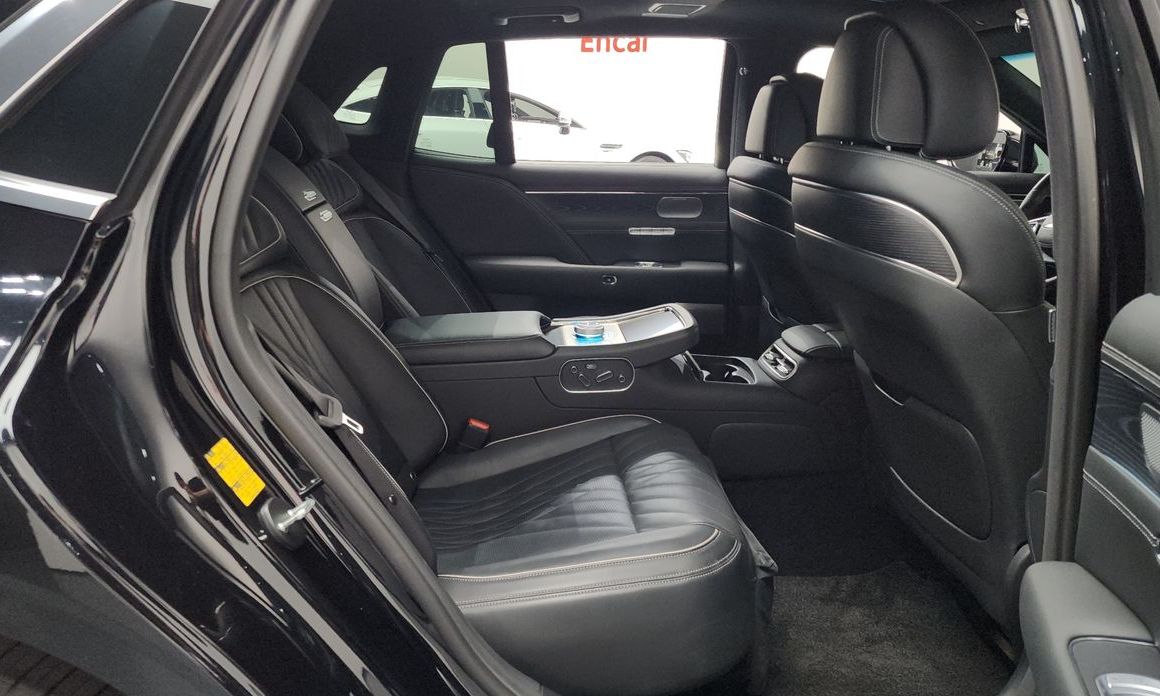 Genesis G90 2023
