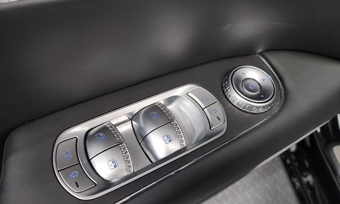 Genesis G90 2023
