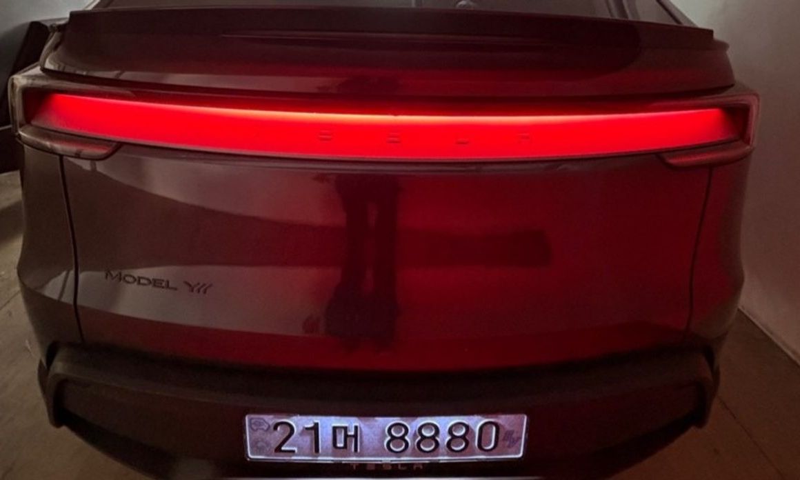 Tesla Model Y 2026