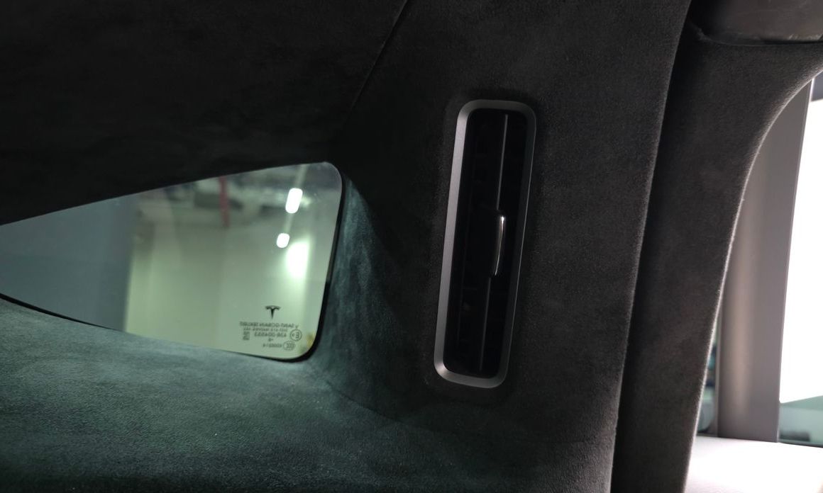 Tesla Model X 2020