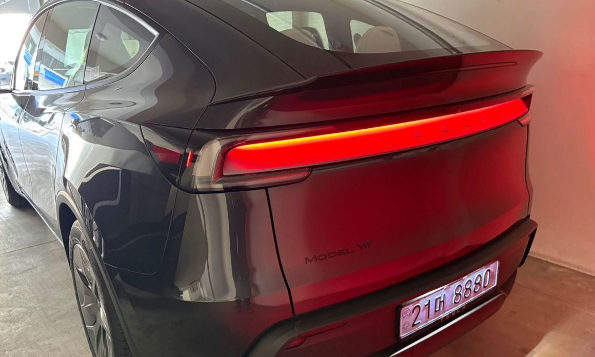 Tesla Model Y 2026