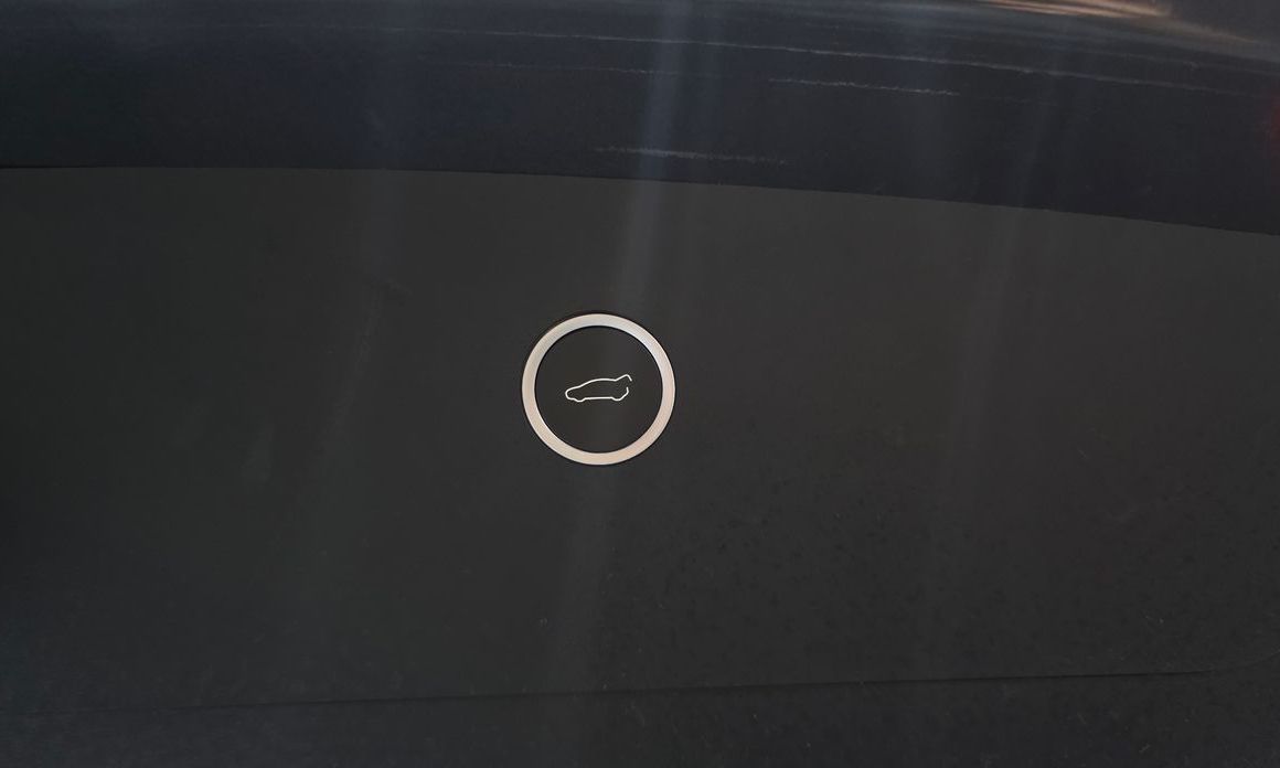 Tesla Model X 2020