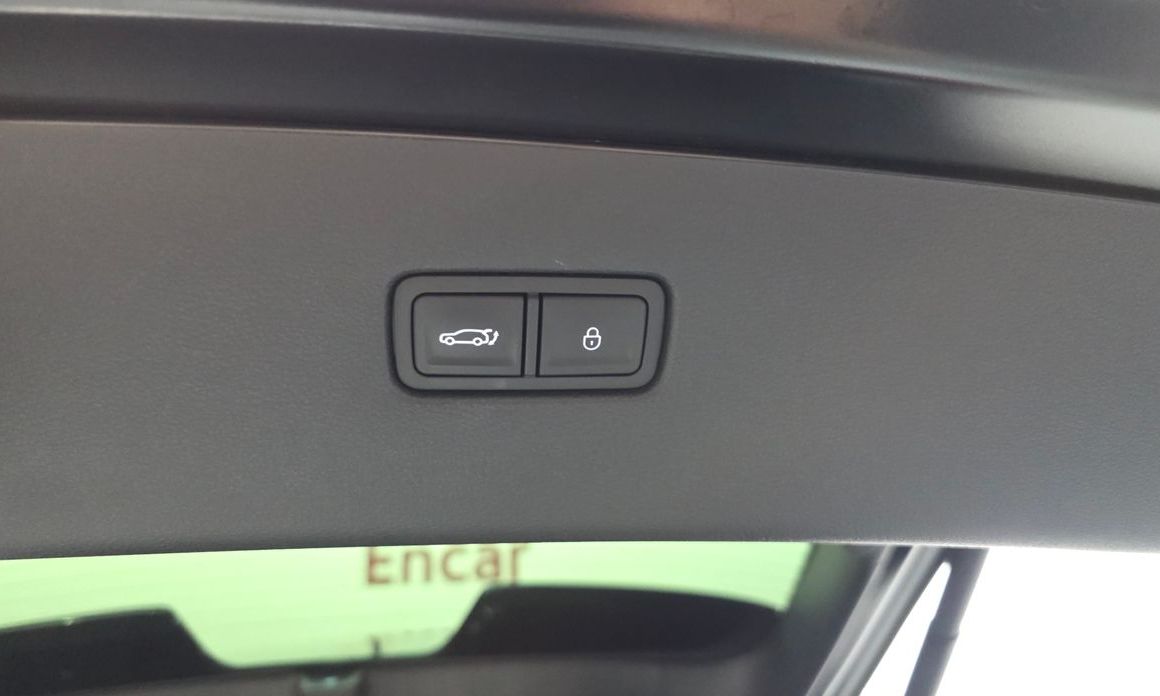 Genesis GV80 2025
