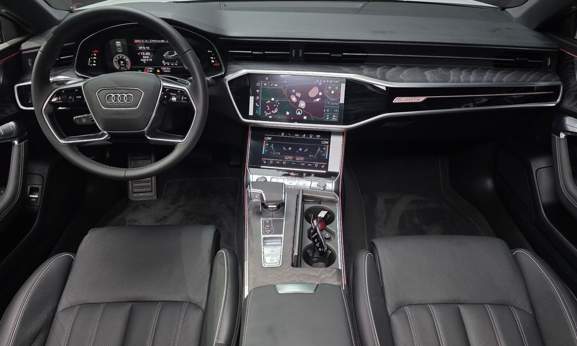 Audi A7 2025