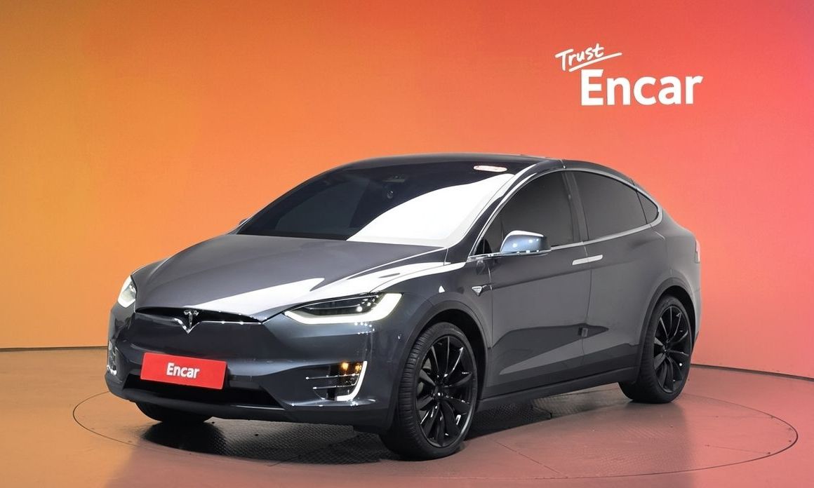 Tesla Model X 2020