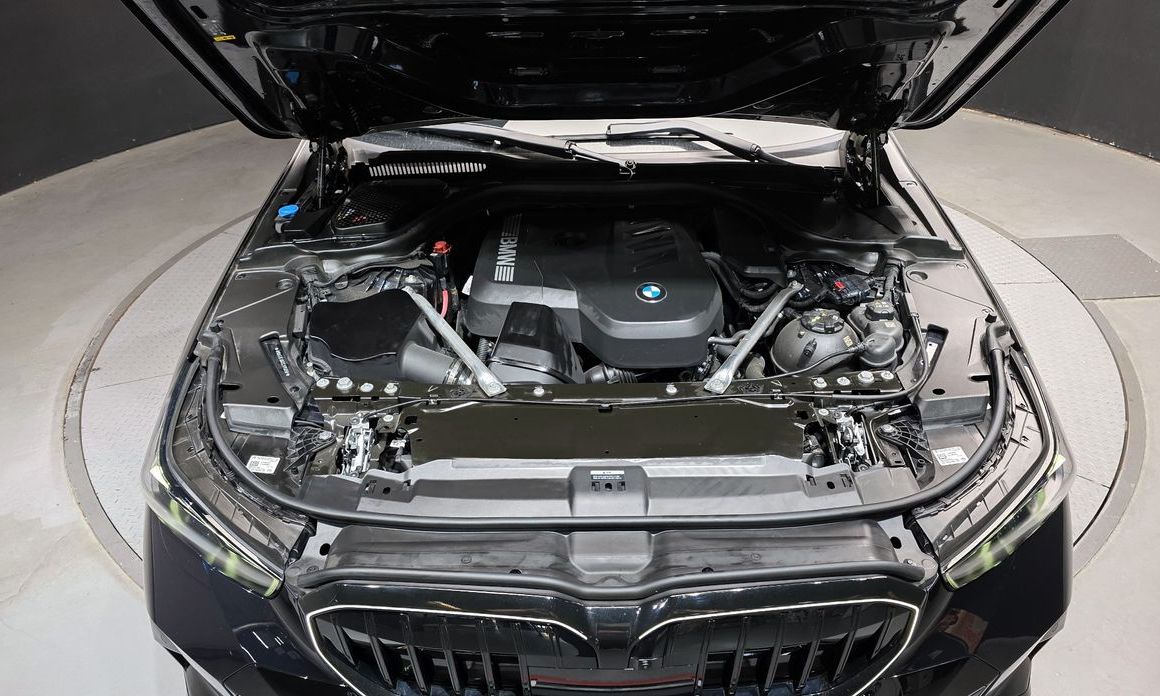 BMW 5-Series 2025