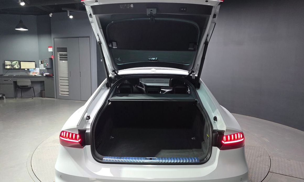 Audi A7 2025