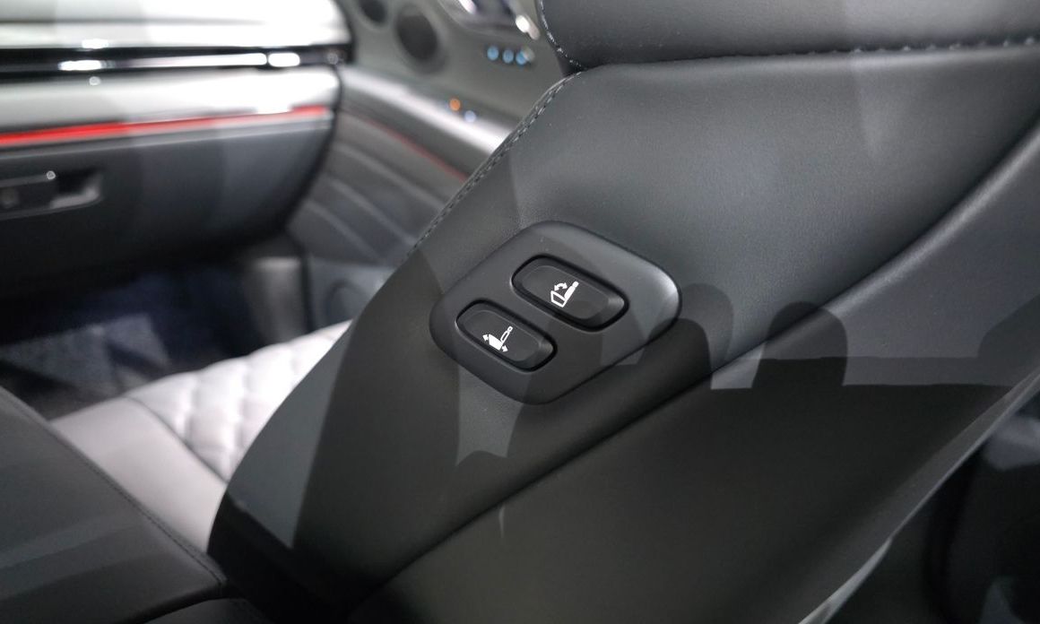 Genesis GV80 2025