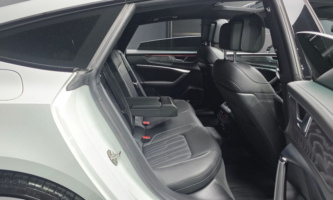 Audi A7 2025