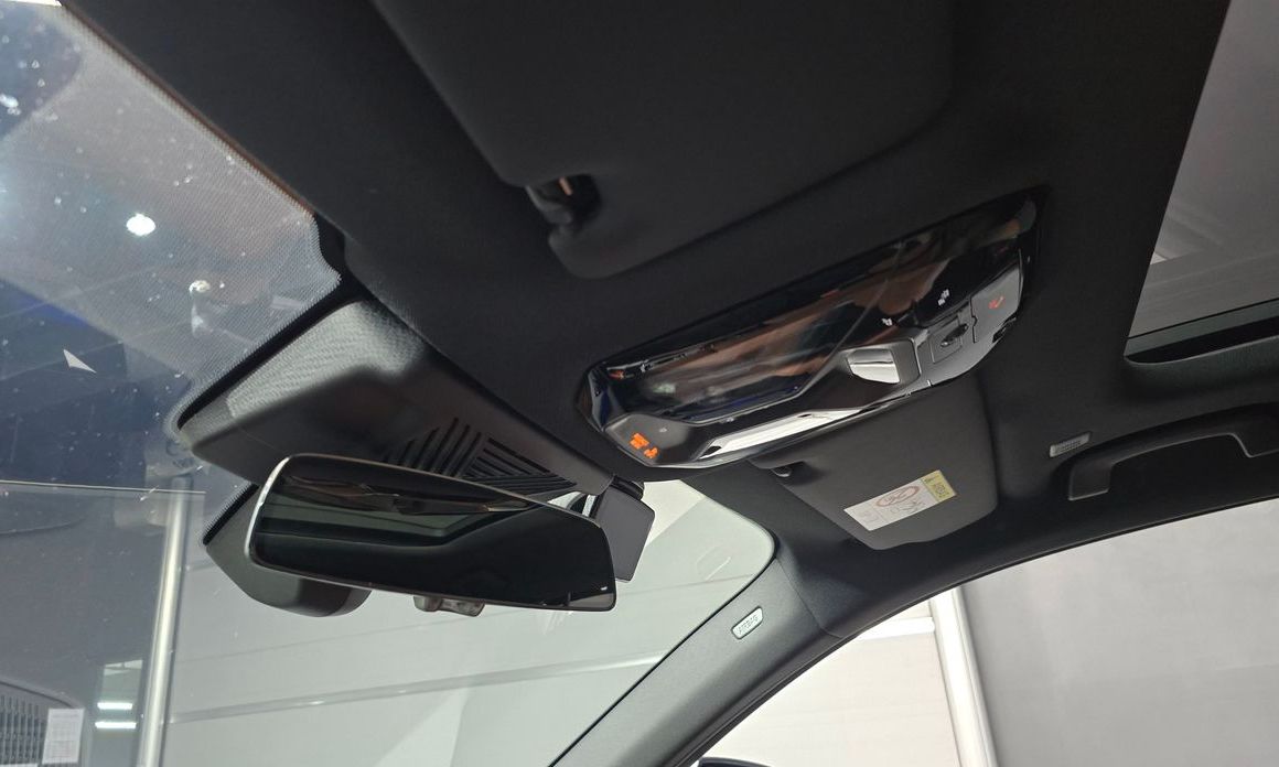 BMW 5-Series 2025