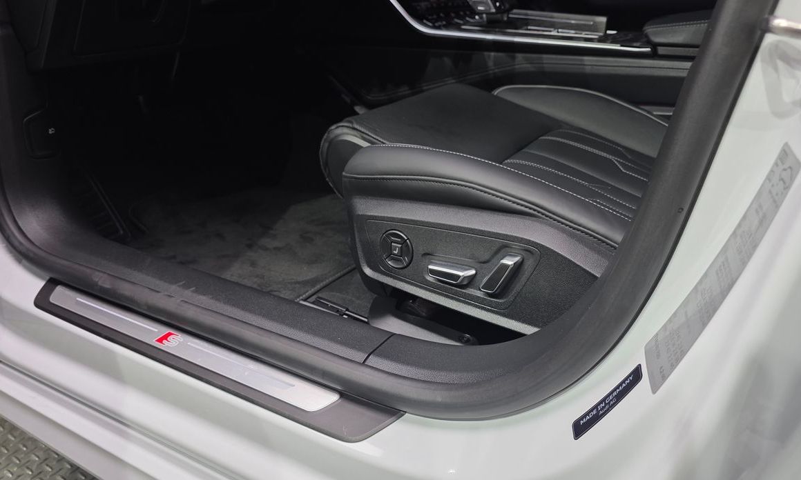Audi A7 2025