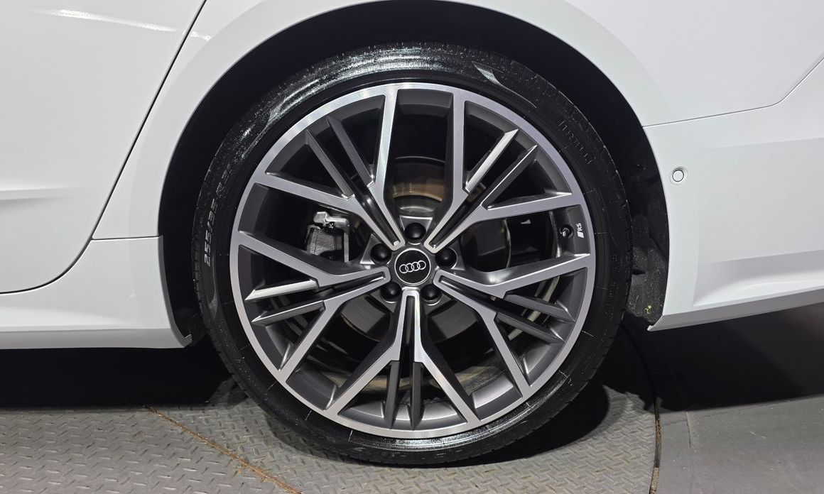 Audi A7 2025