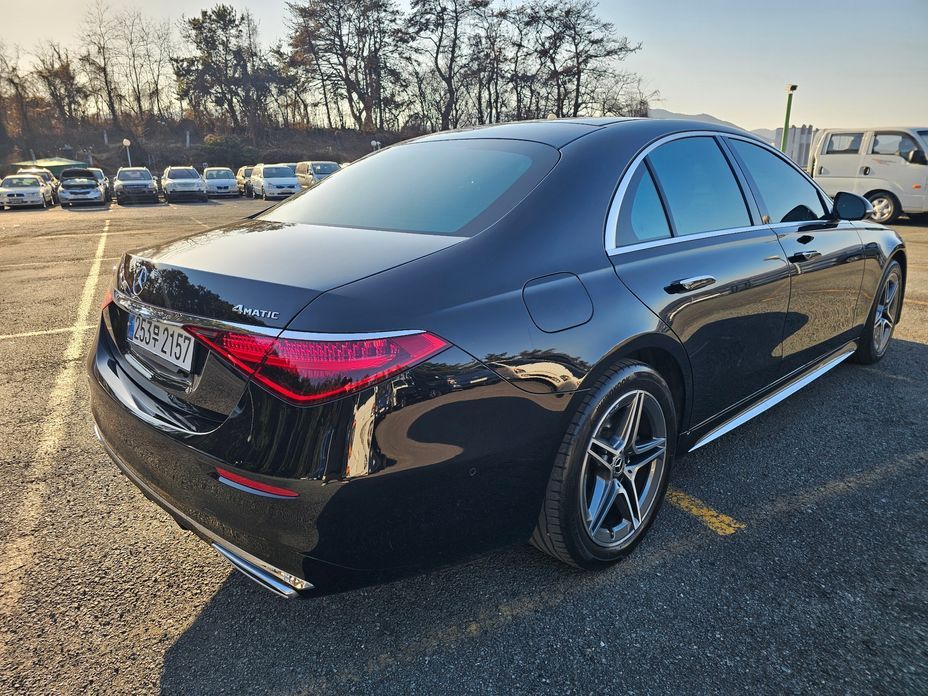Mercedes-Benz S-Class 2022
