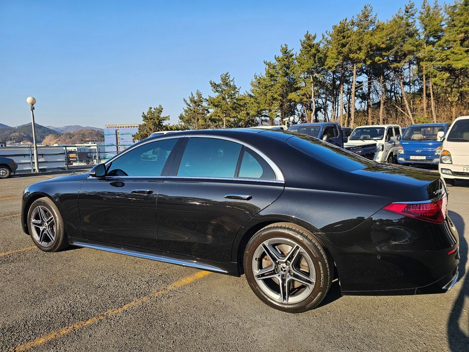 Mercedes-Benz S-Class 2022