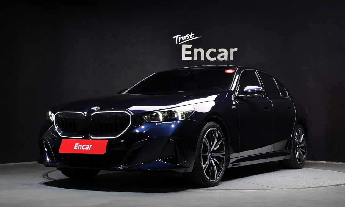 BMW 5-Series 2025
