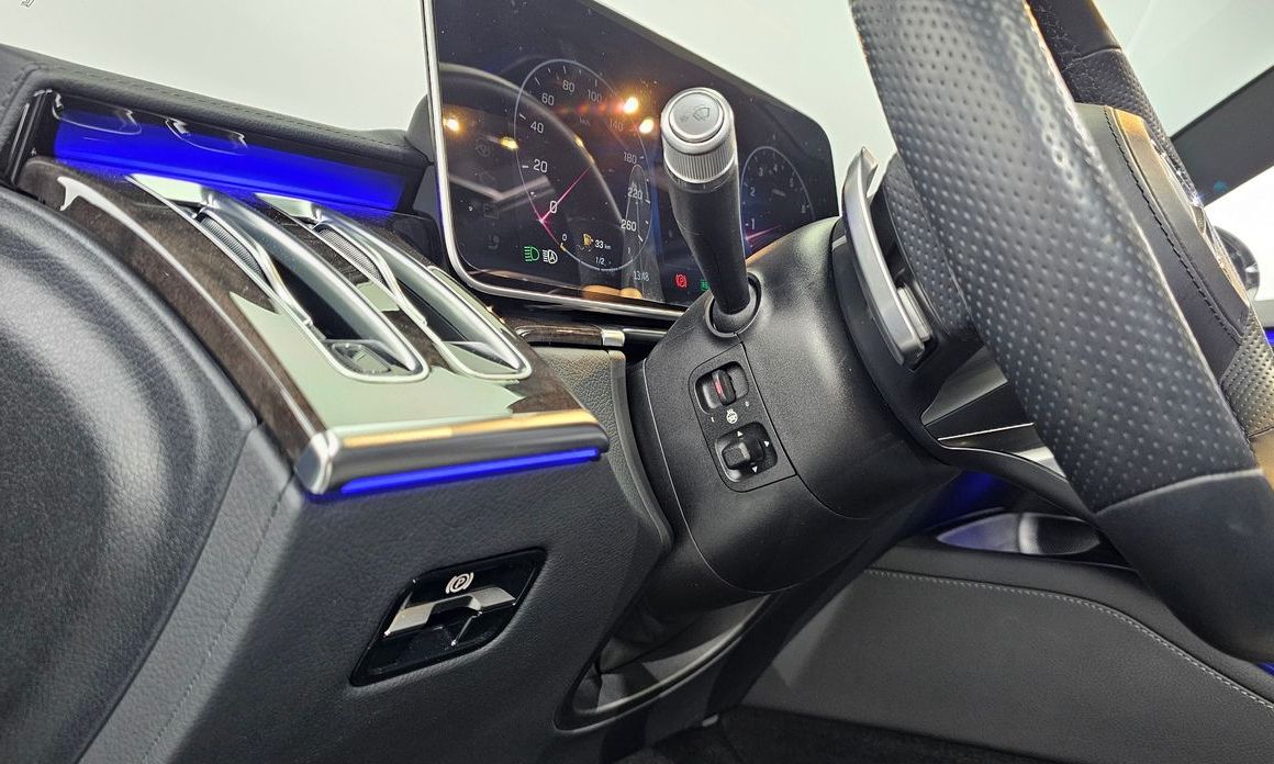 Mercedes-Benz S-Class 2021