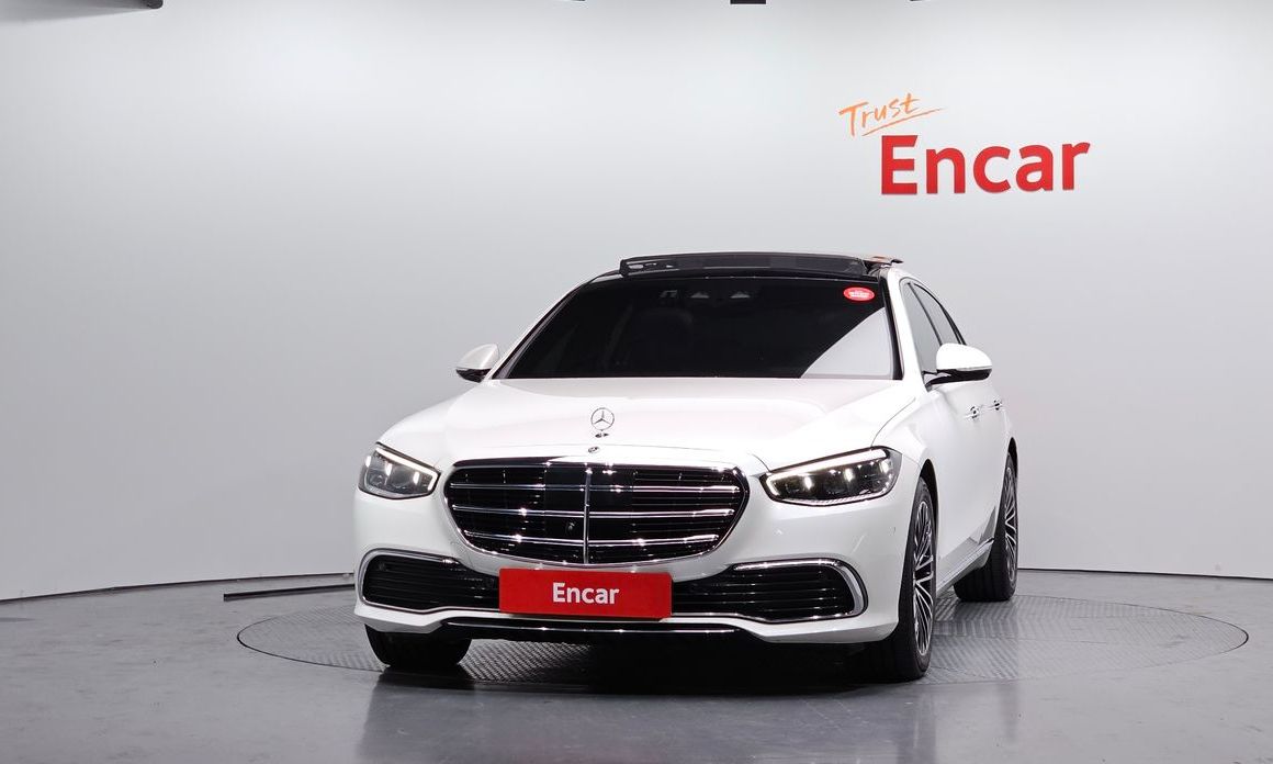 Mercedes-Benz S-Class 2023
