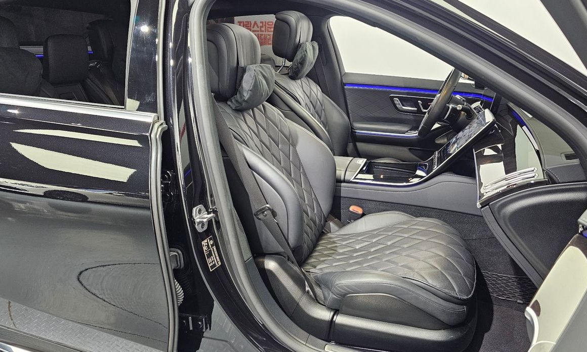 Mercedes-Benz S-Class 2021