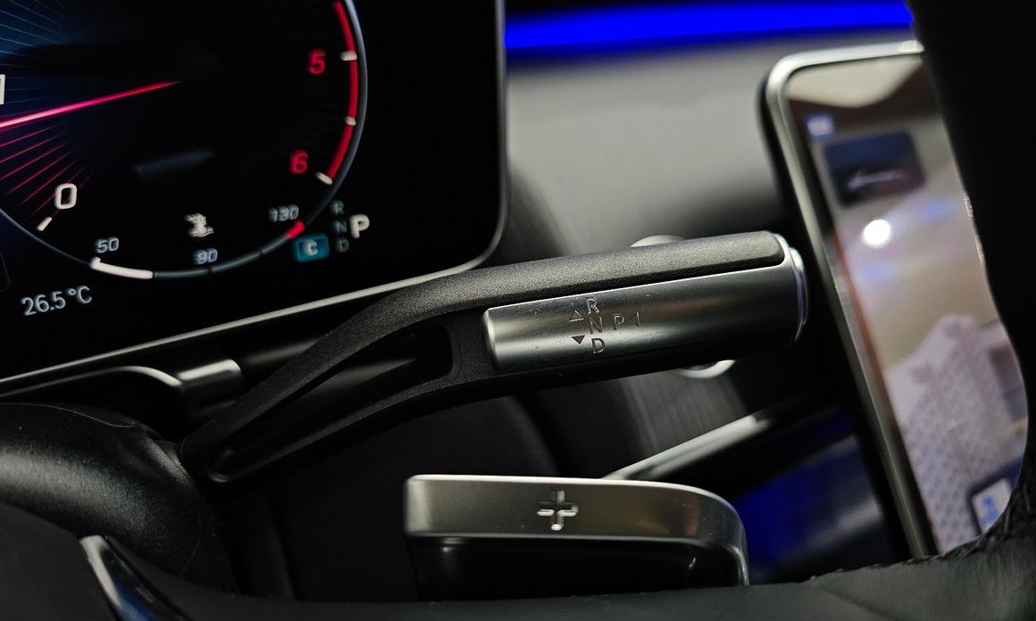 Mercedes-Benz S-Class 2023