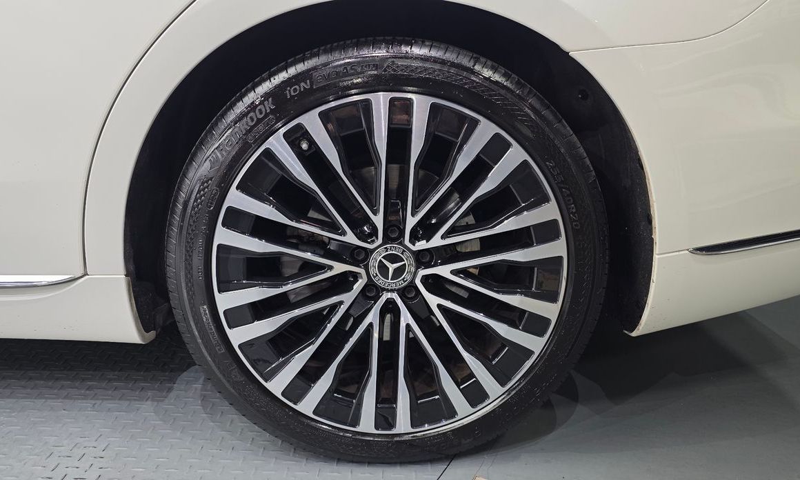 Mercedes-Benz S-Class 2022