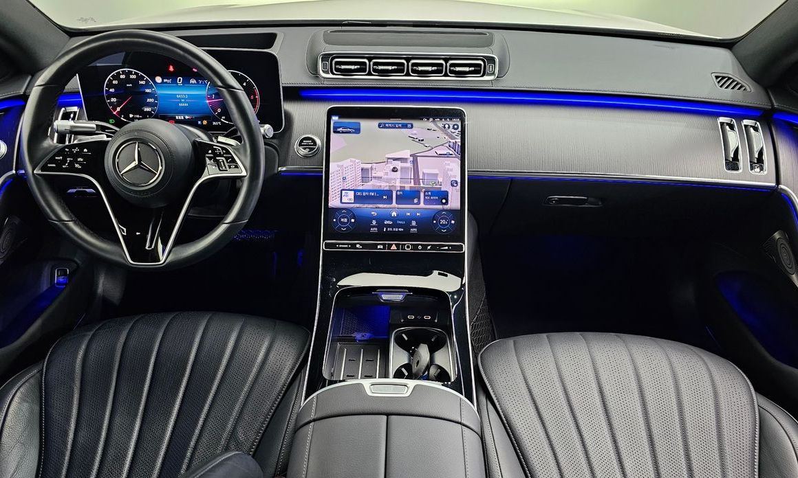 Mercedes-Benz S-Class 2023