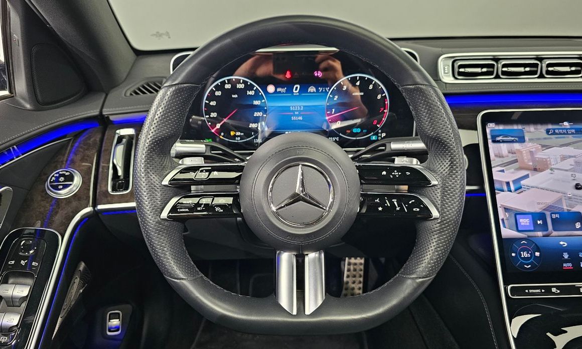 Mercedes-Benz S-Class 2021