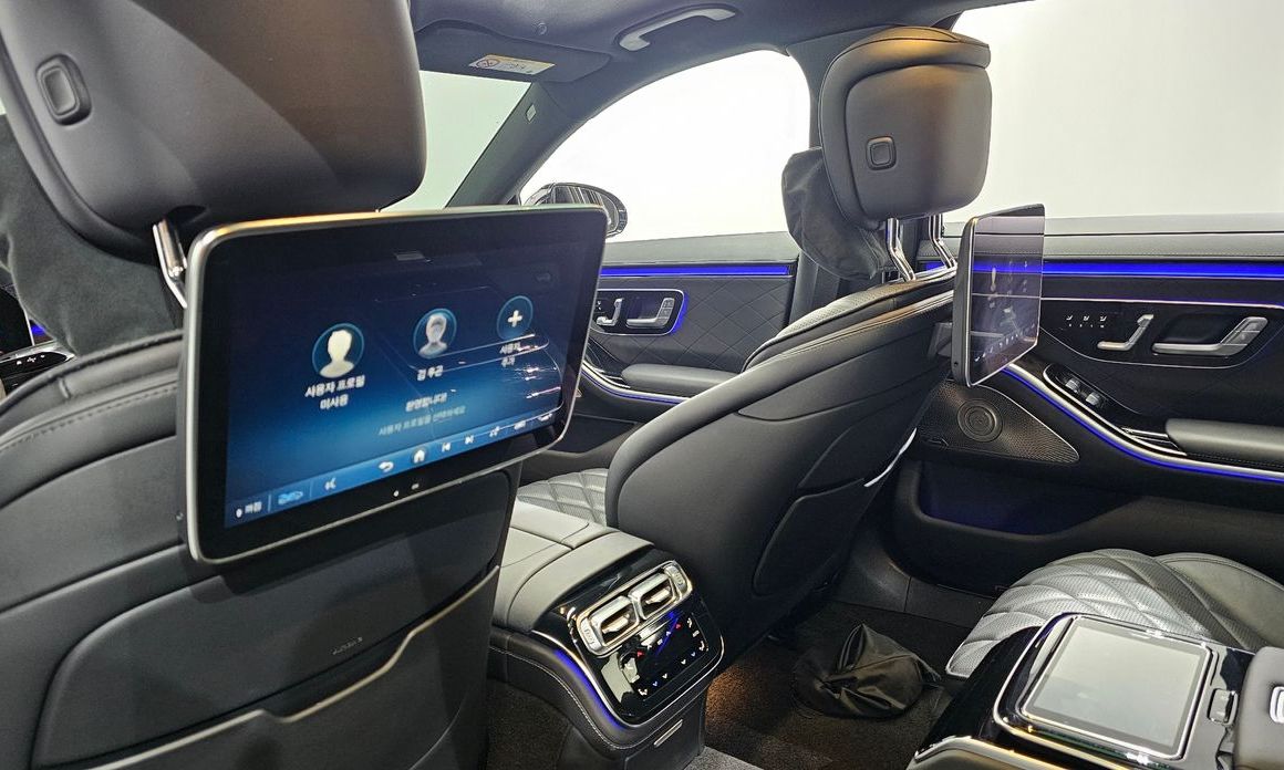 Mercedes-Benz S-Class 2021
