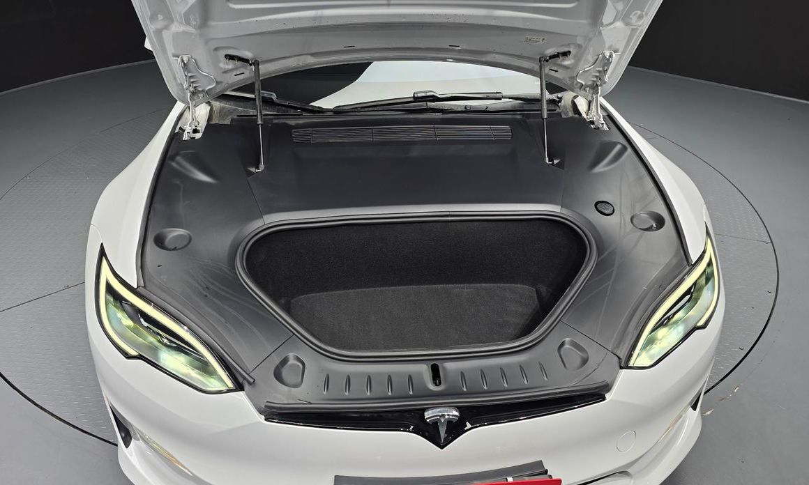 Tesla Model S 2024