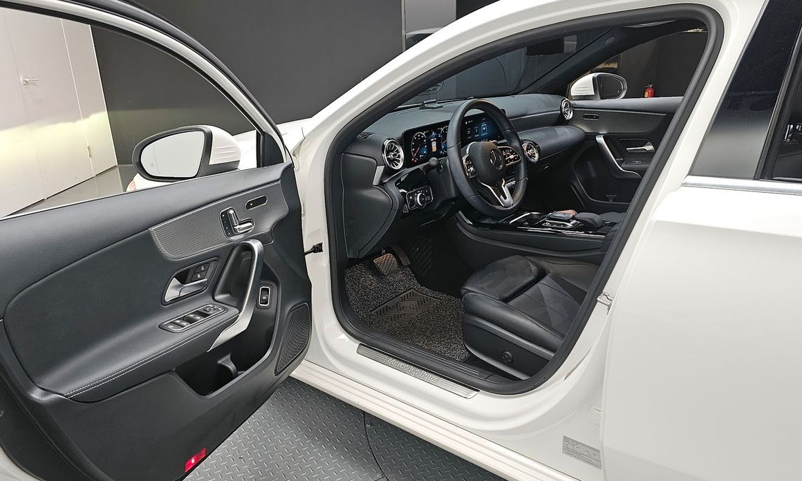 Mercedes-Benz A-Class 2021
