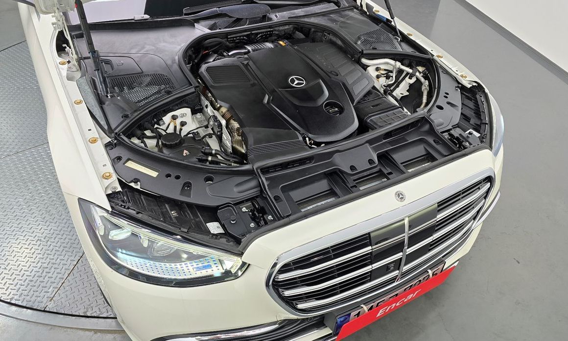 Mercedes-Benz S-Class 2021